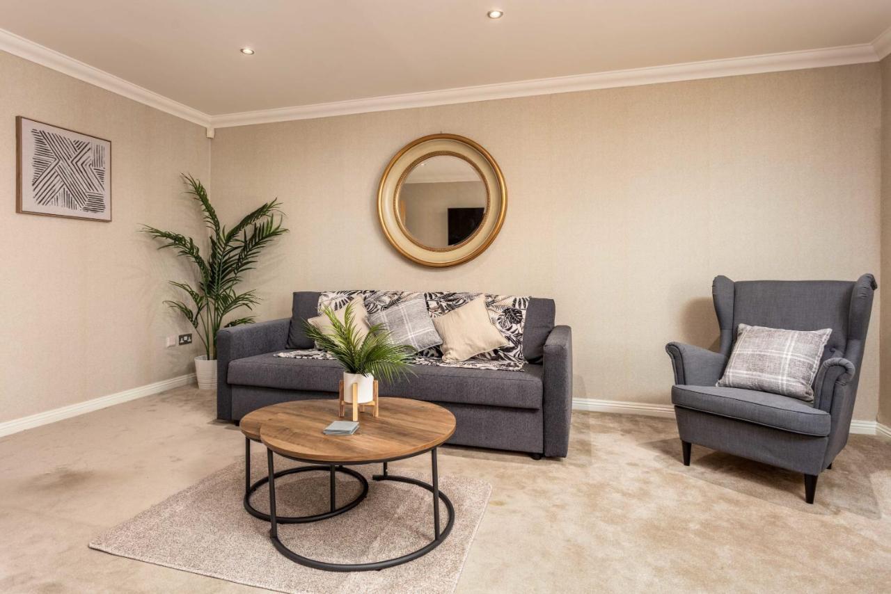 London Gate No1 - Donnini Apartments Килмарнок Екстериор снимка