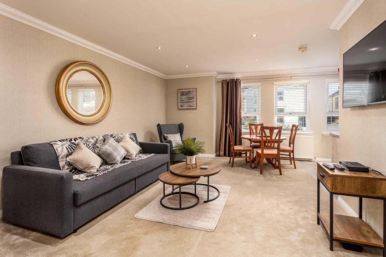 London Gate No1 - Donnini Apartments Килмарнок Екстериор снимка