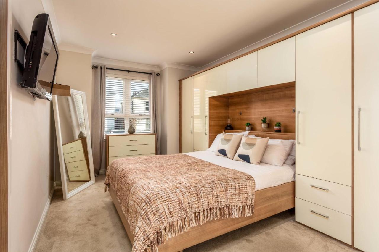 London Gate No1 - Donnini Apartments Килмарнок Екстериор снимка